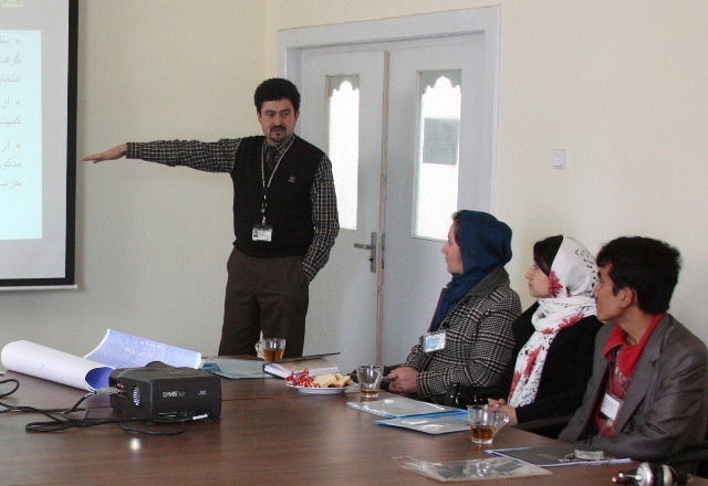 Journalists attend an election reporting training conducted by UNAMA for local journalists in Mazar-i-Sharif, Balkh province. Participants from key media outlets of the northern regional province learnt different aspects of election reporting. Photo: UNAMA / Sayed Barez